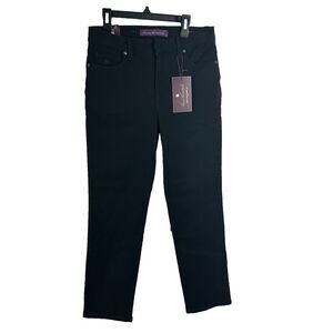 Gloria Vanderbilt Amanda Jeans Tapered NWT